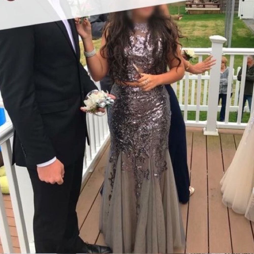 Prom dress